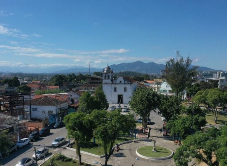 Ação com diversos serviços gratuitos chega à Praça Marechal Floriano Peixoto nesta terça-feira (506)