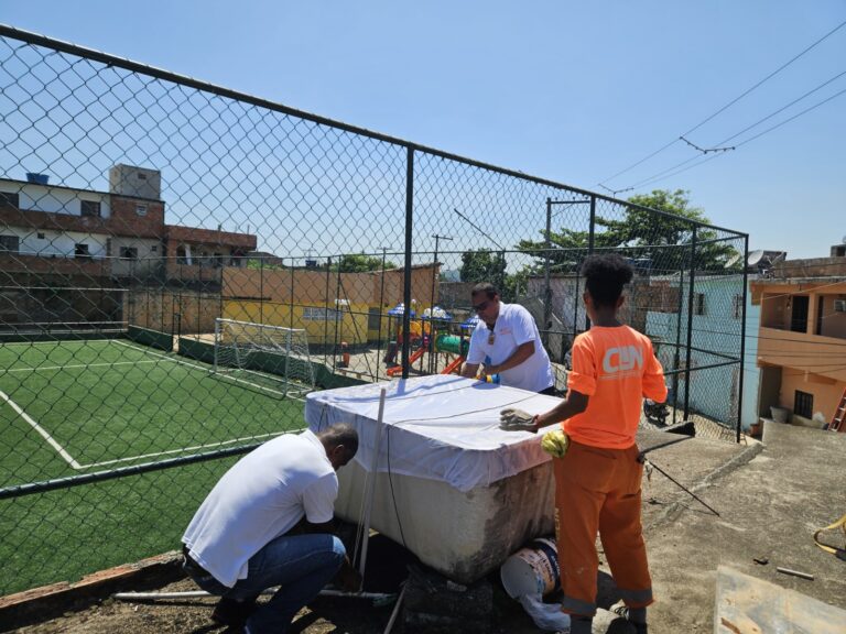 Mutirão contra a Dengue no Morro do Palácio.