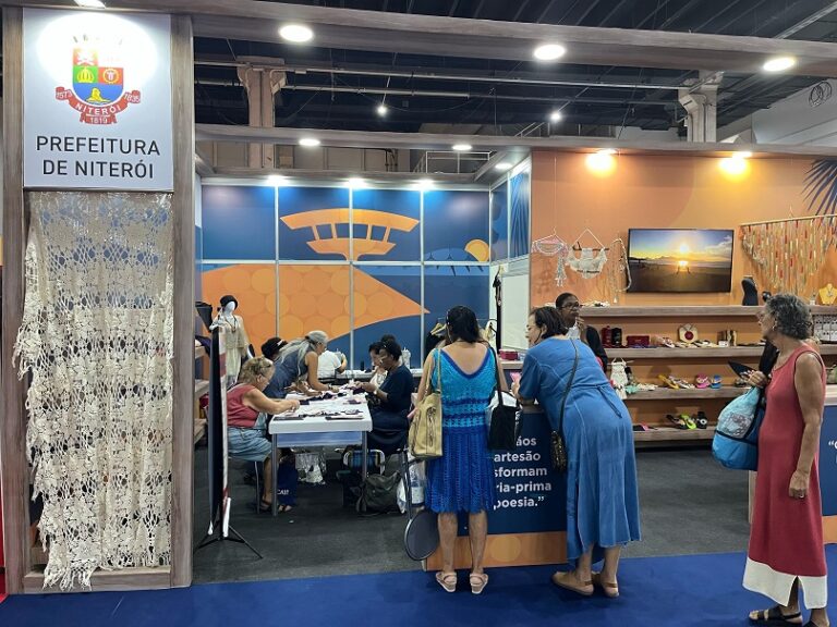 feira_economia_criativa_estande