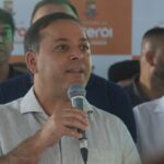 Prefeito Rodrigo Neves participa da abertura da Prefeitura movel no horto do Fonseca-9