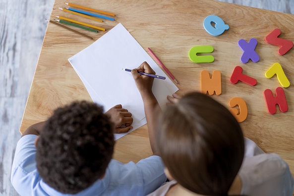 EDUCAÇÃO INFANTIL: O ALICERCE DO DESENVOLVIMENTO HUMANO