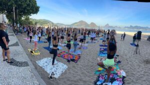 yoga_praia_icarai