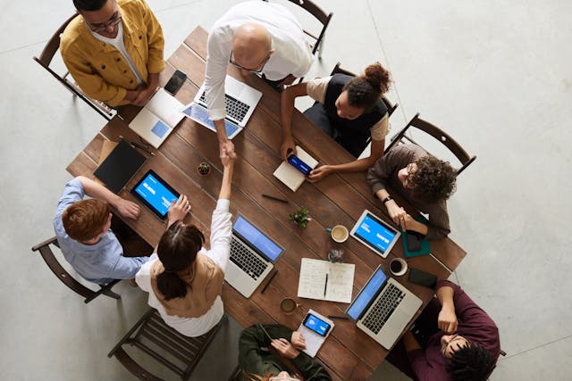A importância da liderança servidora - Imagem Pexels - Foto de Fauxels