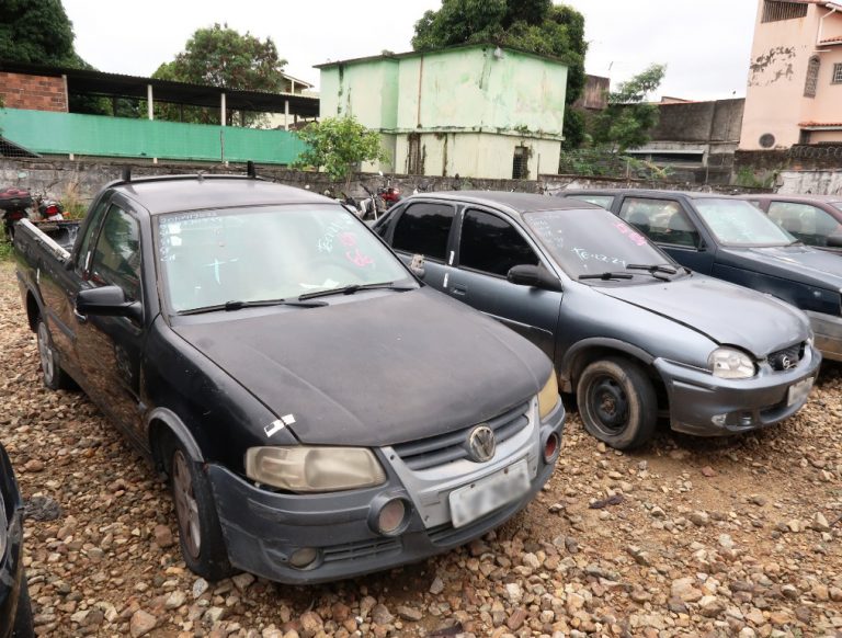 Leilão de Veículos 2 - Foto Luiz Carvalho