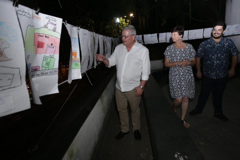 Alunos de escolas municipais de Niterói expõem obras de arte no Campo de São Bento3