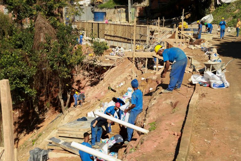 Obras de contencao no Novo Mexico - Foto Renan Otto