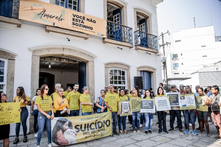 Setembro Amarelo intervenção urbana em Itaboraí alerta para prevenção ao suicídio (3)