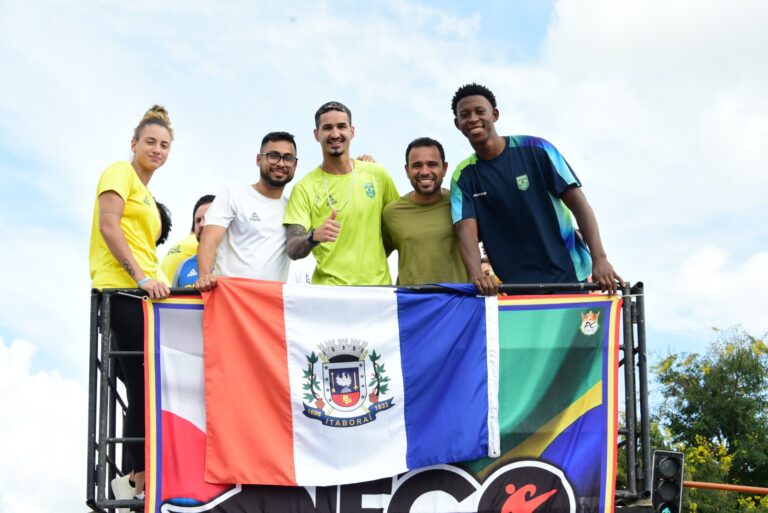 Itaboraí nos Jogos Olímpicos atletas de projeto social do município são recebidos com festa e emoção após conquistarem vaga nas Olimpíadas de Paris (2)