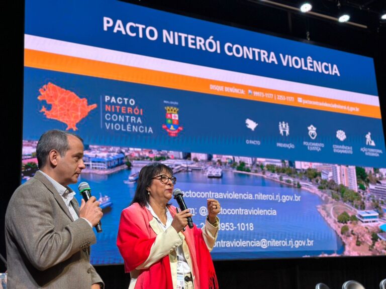 Pacto