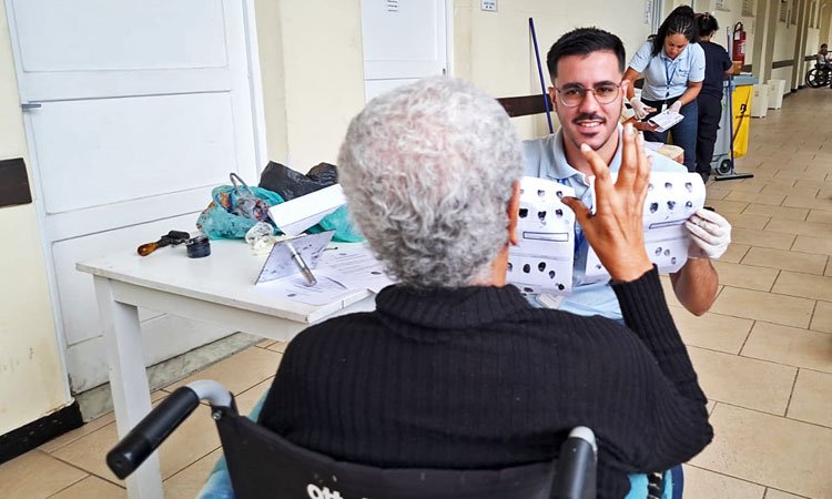 Detran RJ - ação social com idosos