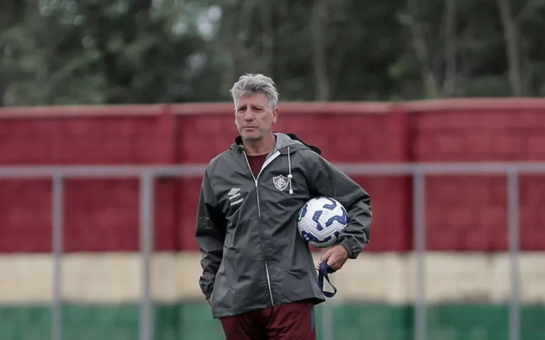 Fluminense-Jogadores-sem-espaco-tem-nova-chance-com-chegada-de-Renato-Gaucho-Foto-Lucas-Mercon-Fluminense-1024x640