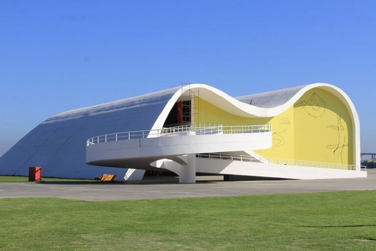 Teatro Popular Oscar Niemeyer