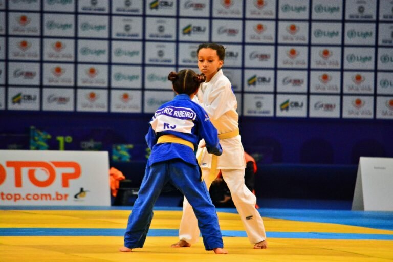 c203f224-f3f5-4761-9b29-c31408012999