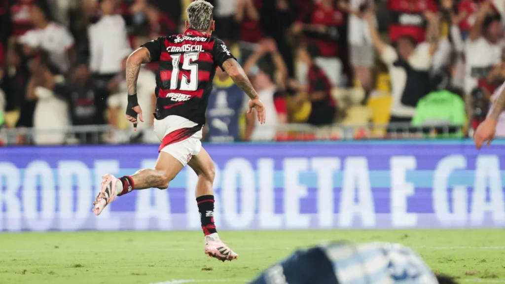 carrascal_flamengo_gol-e1761186317923