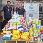 Colaboradora da Oncomed fez a entrega à Casa de Apoio à Criança com Câncer