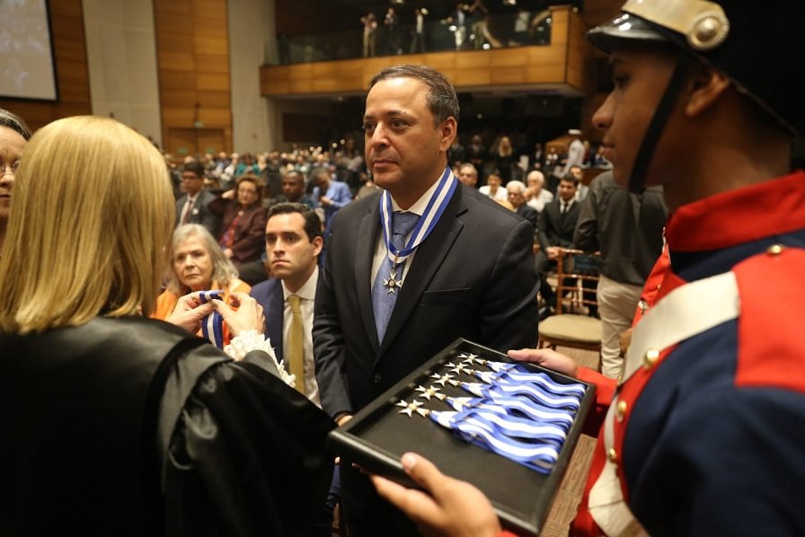 Lucas Benevides - medalha TJRJ (8)