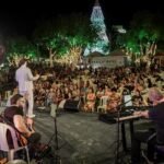 Natal Ita Luz emociona Itaboraí e encerra programação com tributo a Roberto Carlos