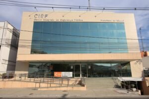 4 CISP - LUCAS BENEVIDES E LUCIANA CARNEIRO.jpg