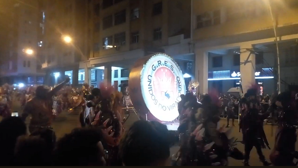 Ensaio da Viradouro na Amaral Peixoto FotoDivulgação