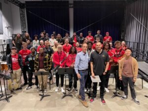 6 - Felipe Brito com turma da Universidade de Memphis