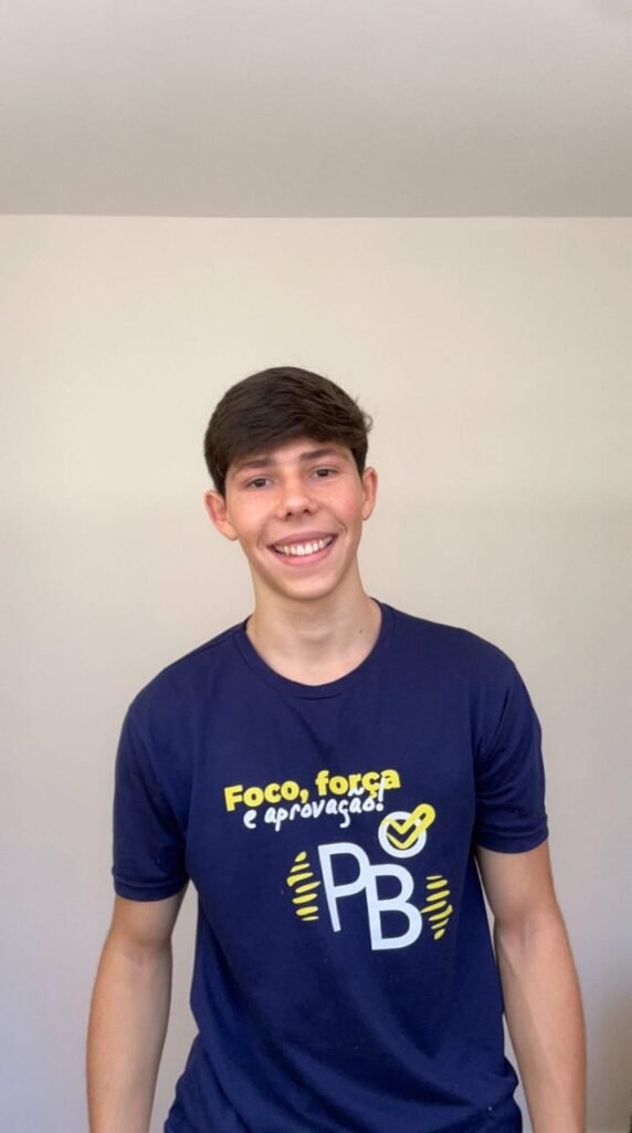 Tomás_ALUNO PB Colégio e Curso