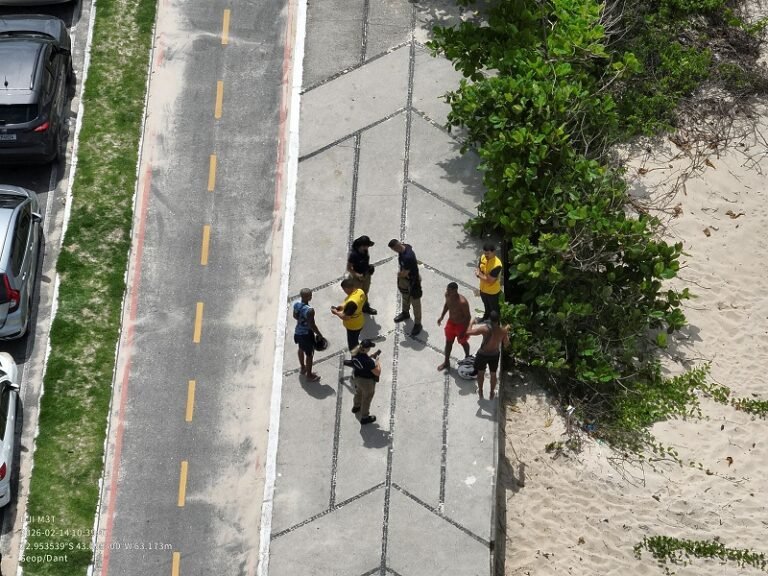 agentes_fazem_abordagem_piratininga