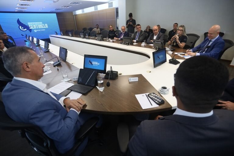 Governador apresenta Programa Sentinelas para Niterói e SG-16 (1)