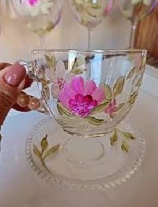 Pintura xicara FotoDivulgação