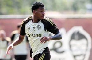 Plata-em-treino-do-Flamengo-1