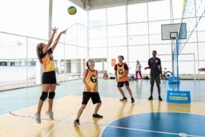 Projeto Viva Vôlei incentiva prática esportiva entre crianças e adolescentes (3)