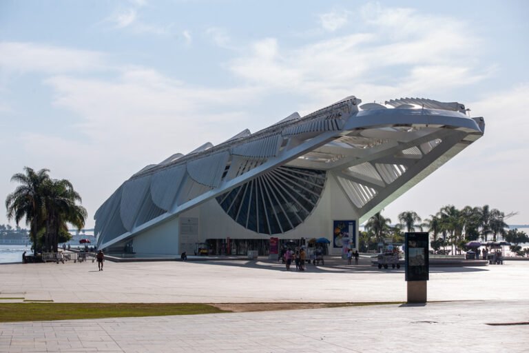 6lRmOzAzY1IDZ6InYu02bj5y