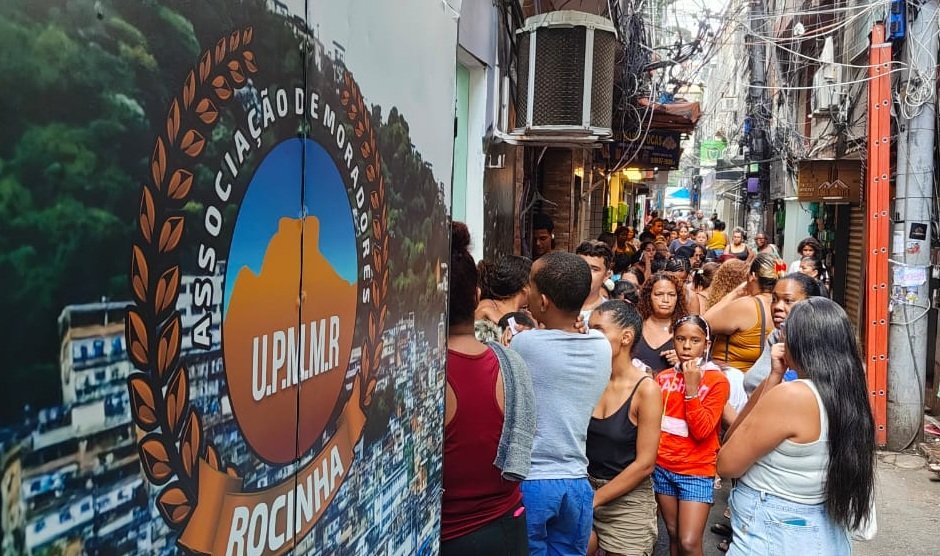 b4f96aac-9589-4e3d-abb8-cf8ef9fdcdf3