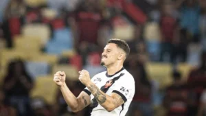 hugo-moura-flamengo-vasco-brasileirao-e1777844979886