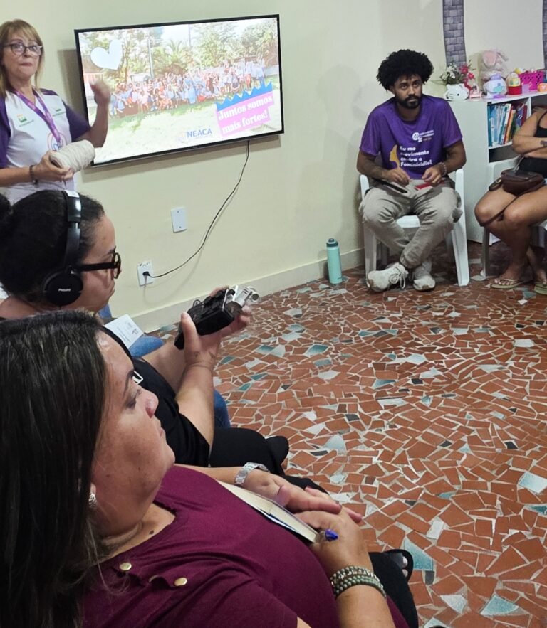 Encontro NEACA com pais em SG (1)