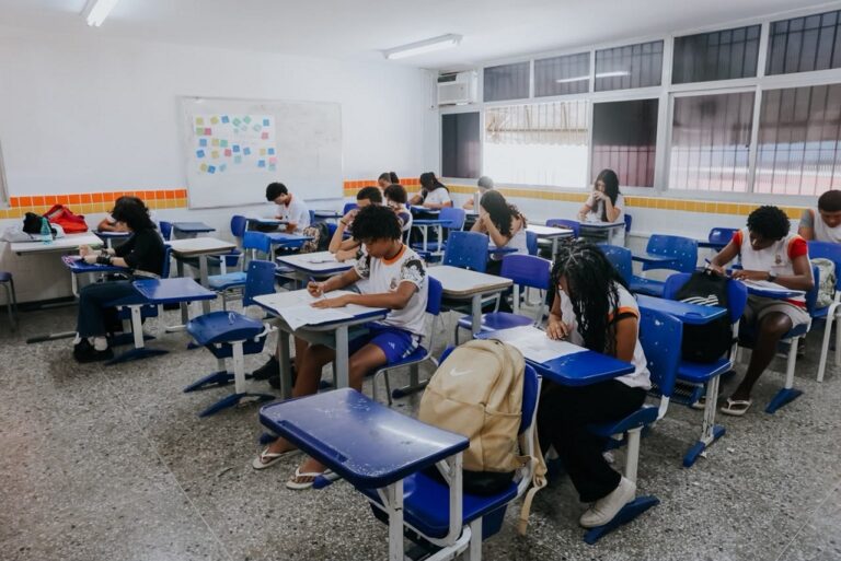 Guto Rodriguez - Educação (2)