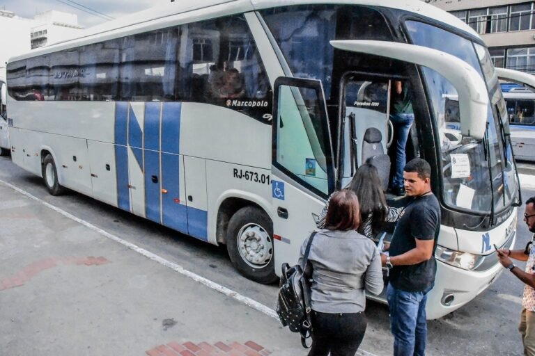 Recadastramento do Transporte Universitário começa na próxima quarta-feira (2907)