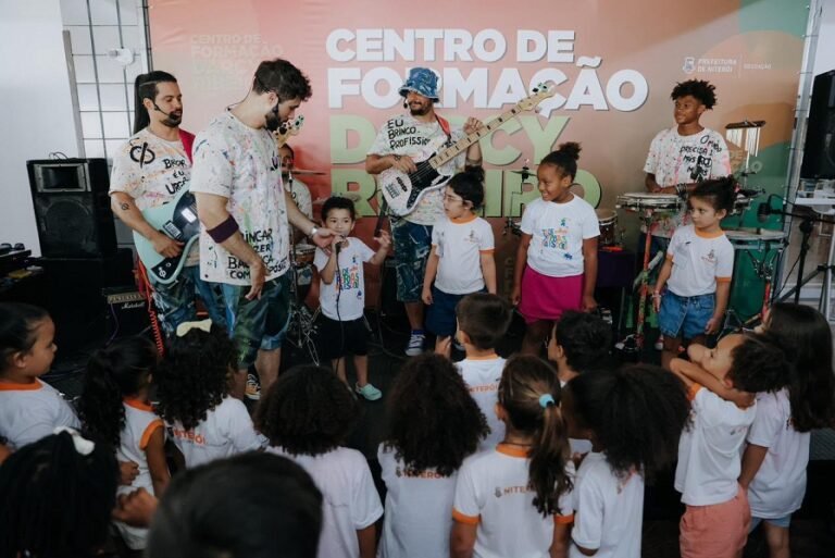 Tô de Férias na Escola (1)
