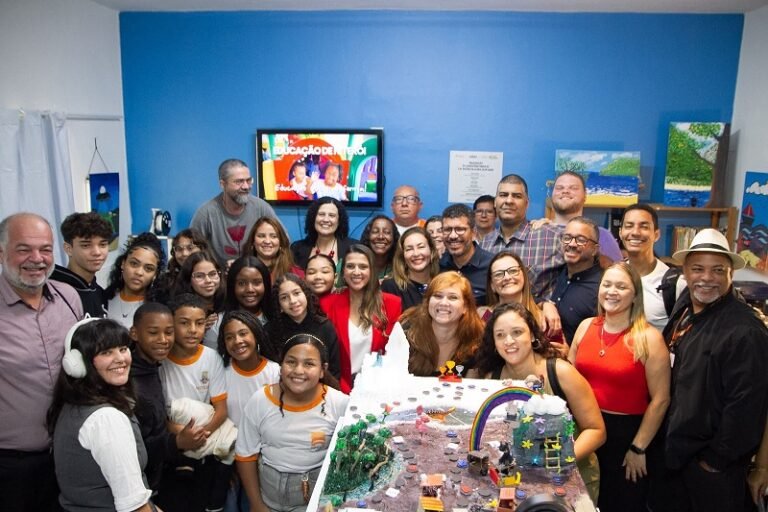 Visita da secretária nacional do MCTI, Germana Coriolano, na Escola Municipal Rachide da Glória Salim Saker – Foto Leonardo Fonseca (4)