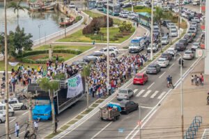Marcha para Jesus de Macaé, praia de Imbetiba. Macaé/RJ.