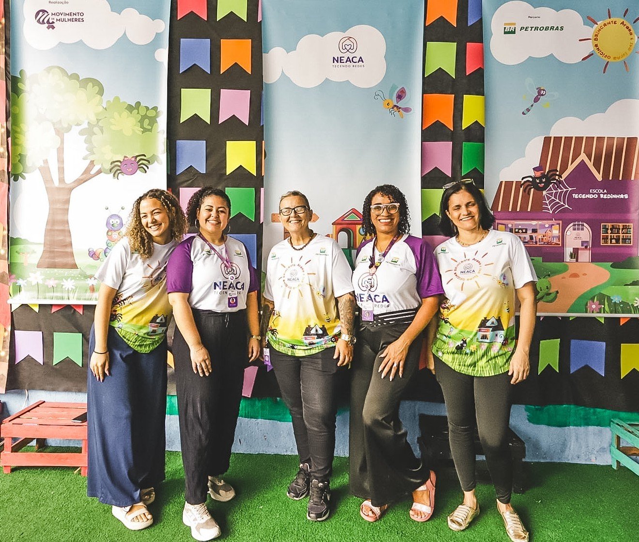 Equipe NEACA SG em atividade na escola em Maria Paula