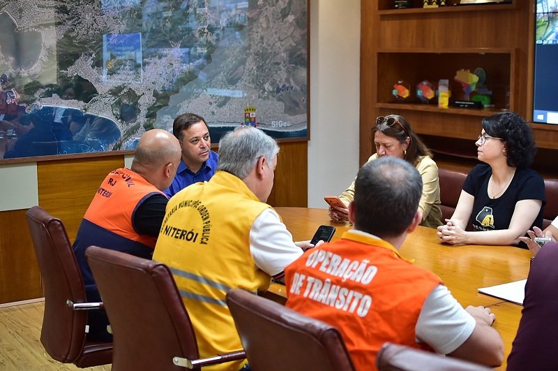 ReuniaoDefesaCivil_VentosFortes_01