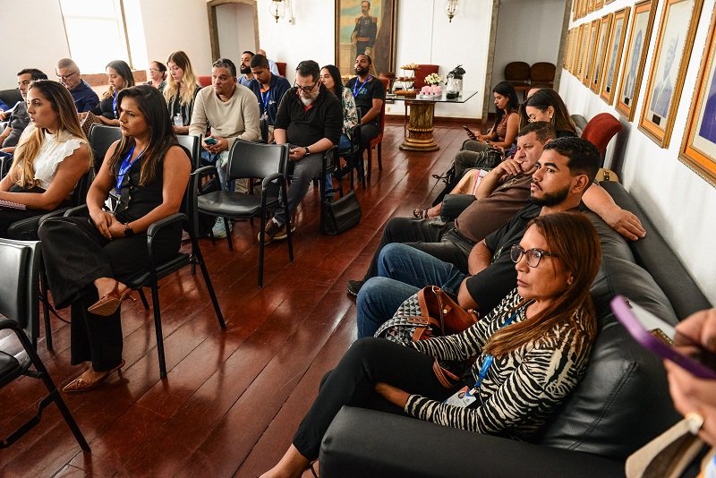 Prefeitura Municipal de Itaboraí realiza capacitação em compras, licitações e contratos para servidores