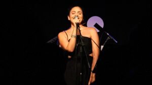 1 - Naiara Martins - Divulgação