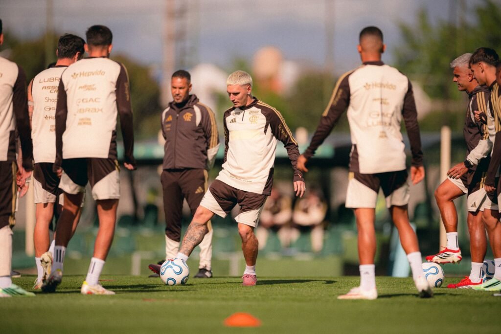 747523-TREINO NA ARGENTINA CT DEFENSA Y JUSTICIA 14-10-2026 FOTO ADRIANO FONTES-FLAMENGO 28468