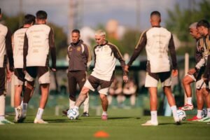 747523-TREINO NA ARGENTINA CT DEFENSA Y JUSTICIA 14-10-2026 FOTO ADRIANO FONTES-FLAMENGO 28468
